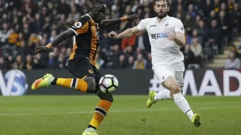Hull City's Double Transfer Coup: Babu88 Examines Niasse and Evandro's Impact