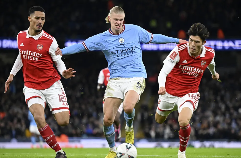 First Half Analysis: City's Dominance and Arsenal's Resilience